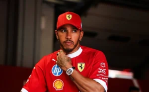 Potret Lewis Hamilton.