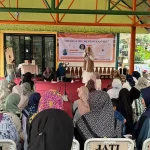 Potret acara peluncuran dan bedah buku "Menjaga Ibu, Menemukan Aku".