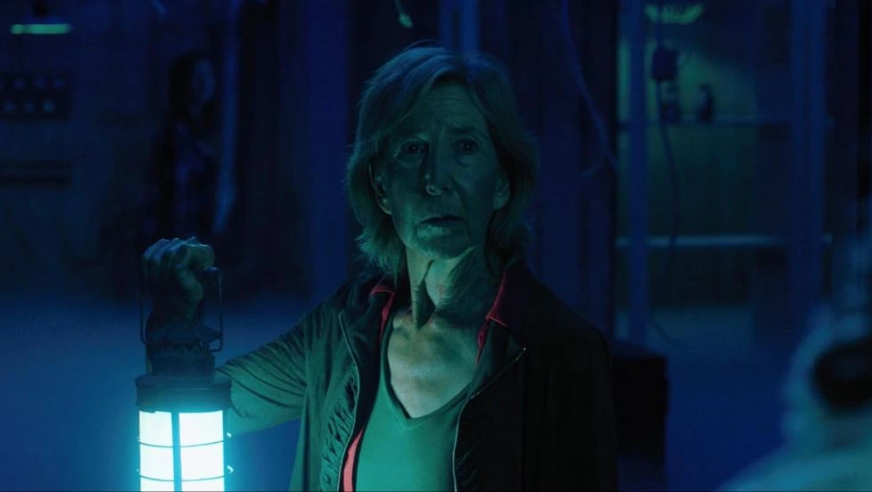Lin Shaye sebagai Elise Rainier dalam cuplikan film “Insidious”.