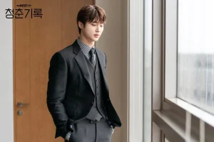 Potret Byeon Woo-seok dalam drama “Record of Youth”.