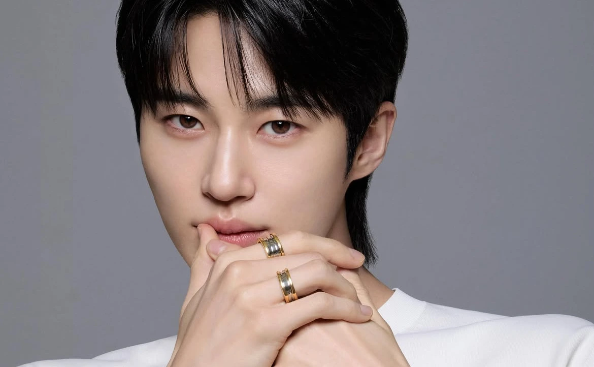 Potret aktor Byeon Woo-seok.